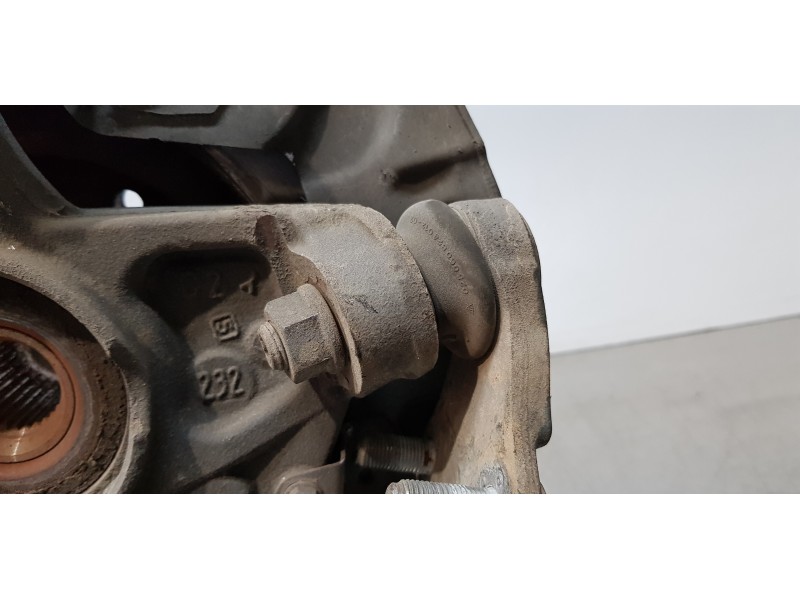 Recambio de mangueta delantera derecha para citroen c4 grand picasso shine referencia OEM IAM 1610138080  