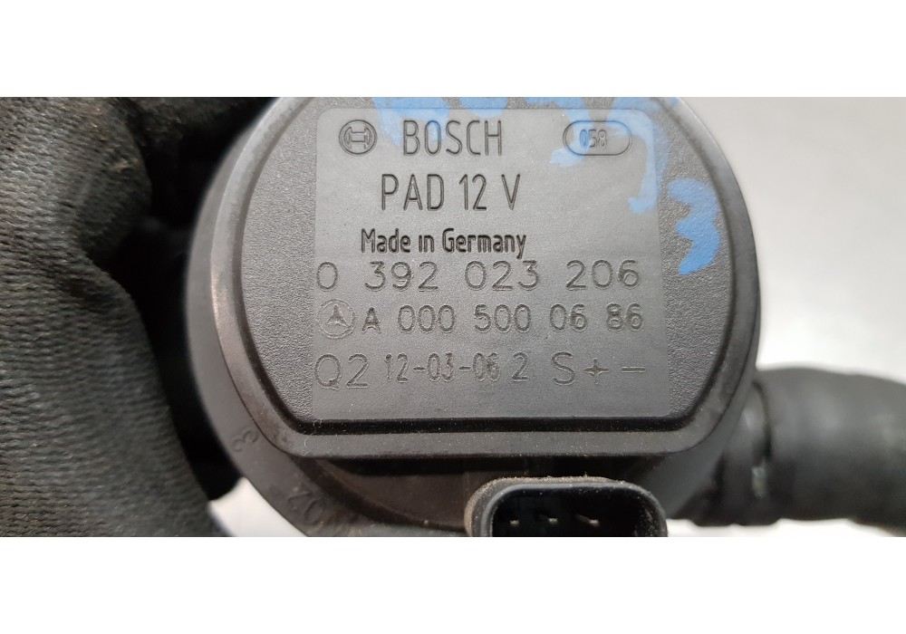 Recambio de bomba agua para mercedes clase b (w246) b 200 cdi be (246.201) referencia OEM IAM A0005000686  