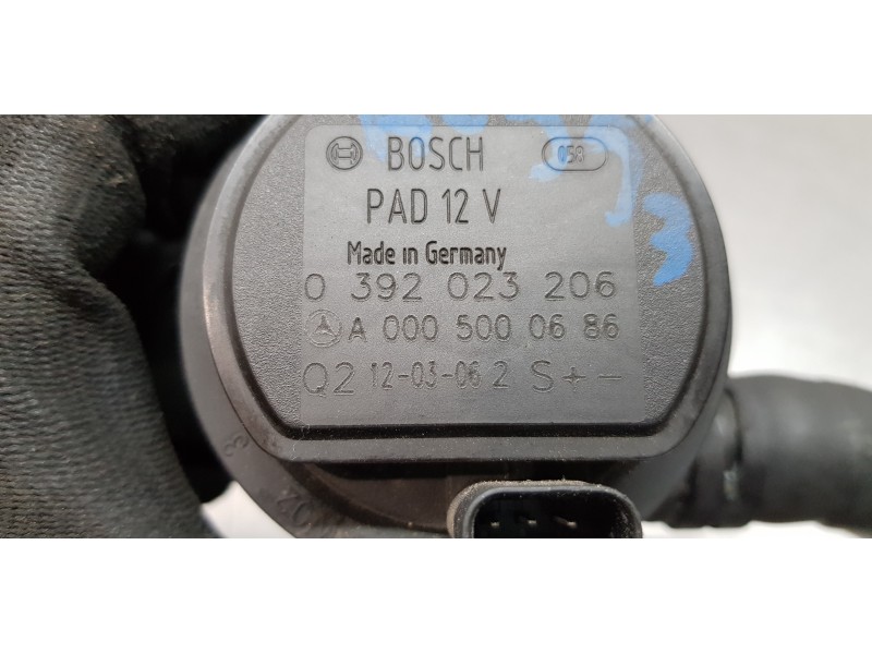Recambio de bomba agua para mercedes clase b (w246) b 200 cdi be (246.201) referencia OEM IAM A0005000686  