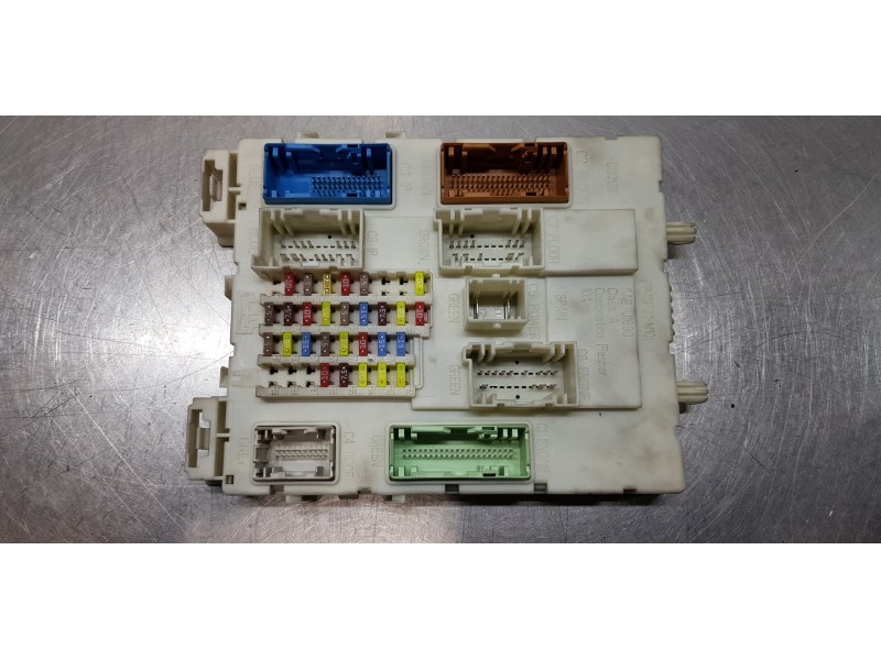 Recambio de caja reles / fusibles para ford focus lim. (cb8) trend referencia OEM IAM BV6N14A073ET   Recambio de caja reles / fusibles para ford focus lim. (cb8) trend referencia OEM IAM BV6N14A073ET