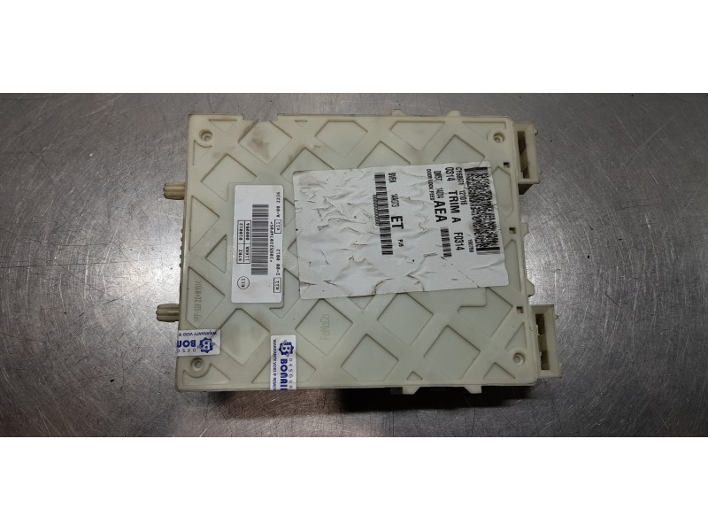 Recambio de caja reles / fusibles para ford focus lim. (cb8) trend referencia OEM IAM BV6N14A073ET   Recambio de caja reles / fusibles para ford focus lim. (cb8) trend referencia OEM IAM BV6N14A073ET