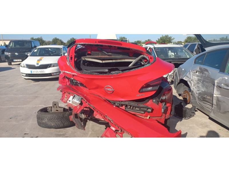 opel astra j gtc del año 2016