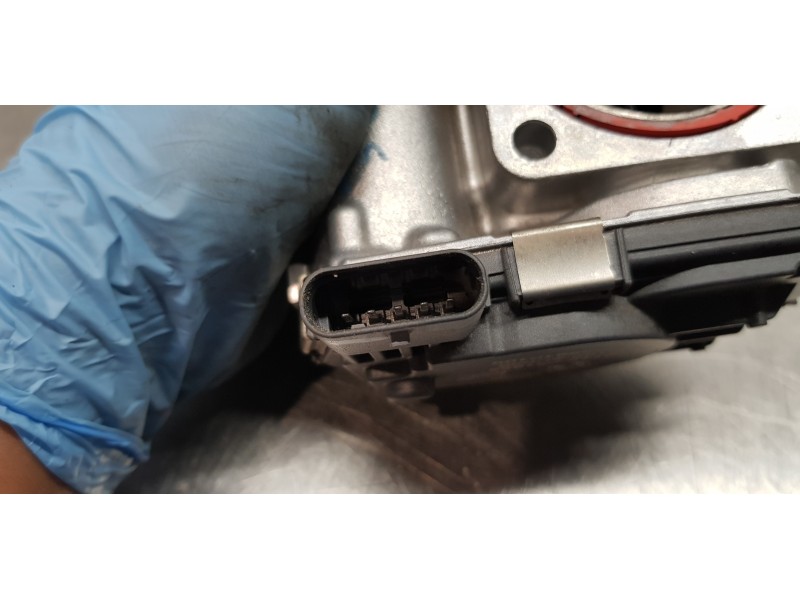 Recambio de caja mariposa para hyundai tucson tecno sky referencia OEM IAM 351002U000 A2C39810100 