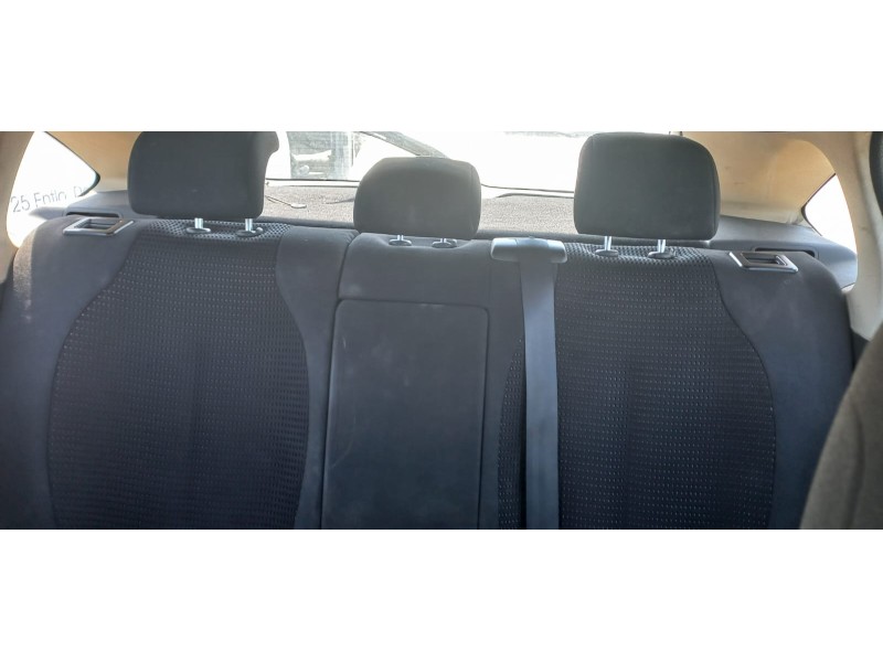 citroen c4 berlina del año 2006