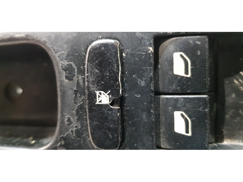 Recambio de mando elevalunas delantero izquierdo para peugeot 307 cc (s1) 2.0 referencia OEM IAM 96531123XT  