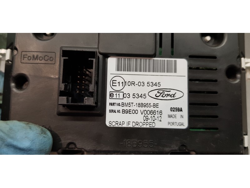 Recambio de pantalla multifuncion para ford focus lim. (cb8) trend referencia OEM IAM BM5T18B955BE   Recambio de pantalla multifuncion para ford focus lim. (cb8) trend referencia OEM IAM BM5T18B955BE