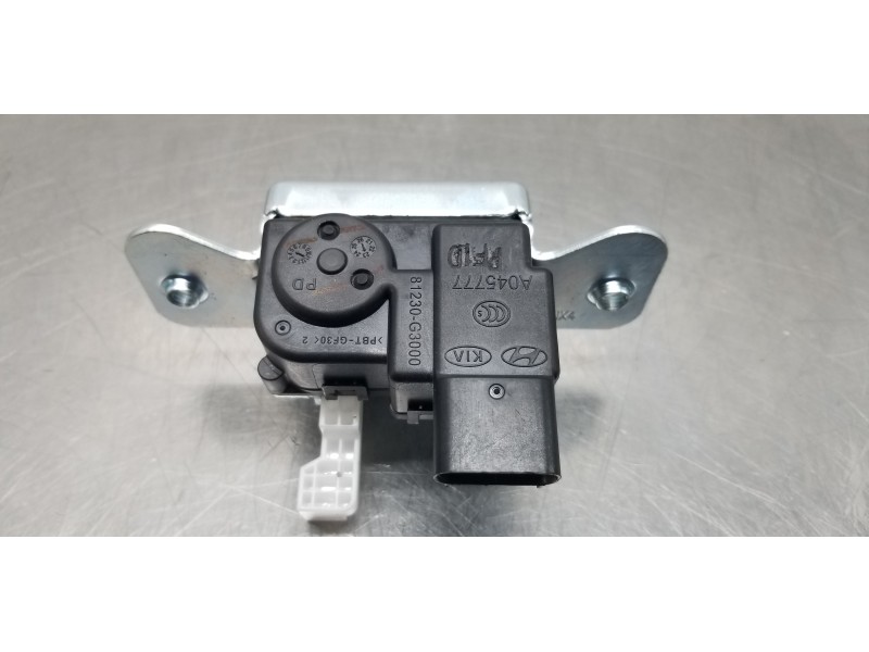 Recambio de cerradura maletero / porton para hyundai tucson tecno sky referencia OEM IAM 81800N9000 81230G3000 