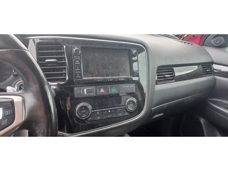 mitsubishi outlander (gf0) del año 2016