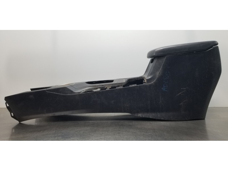 Recambio de apoyabrazos central para toyota rav 4 advance referencia OEM IAM 5890142090C0  