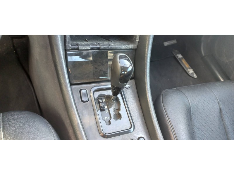 mercedes clase clk (w208) coupe del año 2001