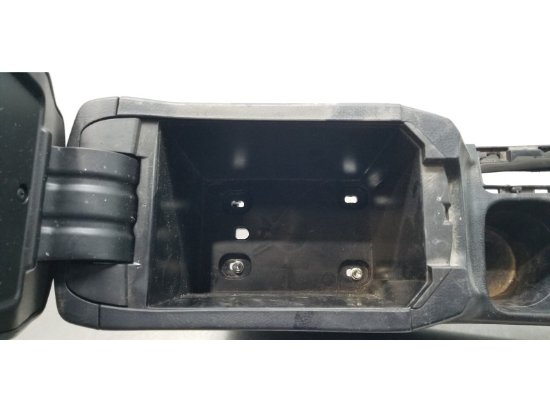 Recambio de apoyabrazos central para toyota rav 4 advance referencia OEM IAM 5890142090C0  