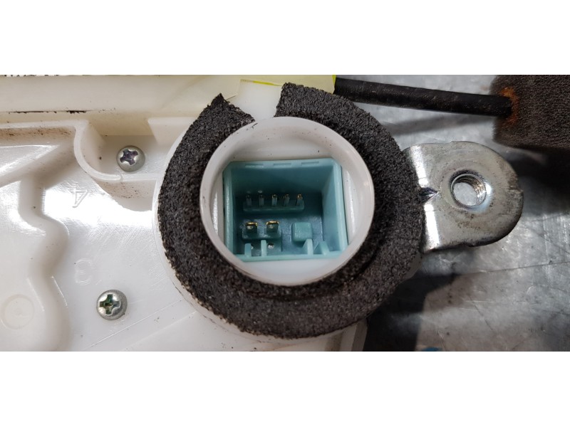 Recambio de cerradura puerta trasera derecha para honda cr-v (re) executive referencia OEM IAM 72611SWAJ1  