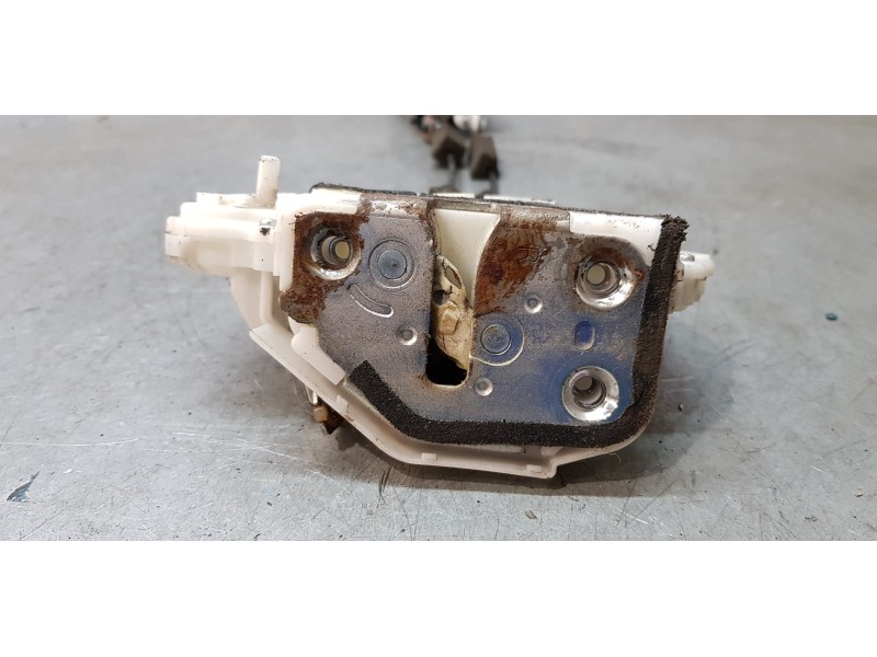 Recambio de cerradura puerta trasera derecha para honda cr-v (re) executive referencia OEM IAM 72611SWAJ1  