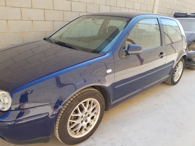 volkswagen golf iv berlina (1j1) del año 2000
