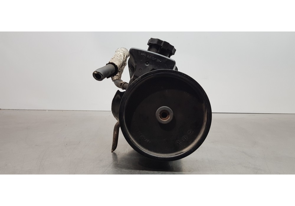 Recambio de bomba direccion para mercedes clase c (w203) berlina 180 compressor (203.046) referencia OEM IAM A0034664101  