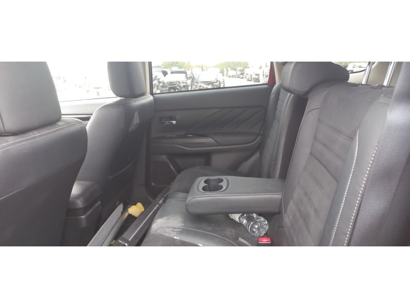 mitsubishi outlander (gf0) del año 2016