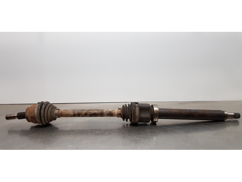 Recambio de transmision delantera derecha para ford focus lim. (cb8) trend referencia OEM IAM 1818930 BV613B436UC  Recambio de transmision delantera derecha para ford focus lim. (cb8) trend referencia OEM IAM 1818930 BV613B436UC