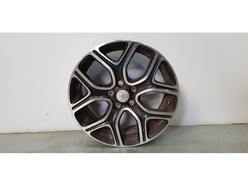 Recambio de llanta para mitsubishi outlander (gf0) motion 4wd referencia OEM IAM 4250D458  