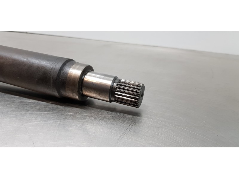 Recambio de transmision delantera derecha para ford focus lim. (cb8) trend referencia OEM IAM 1818930 BV613B436UC  Recambio de transmision delantera derecha para ford focus lim. (cb8) trend referencia OEM IAM 1818930 BV613B436UC