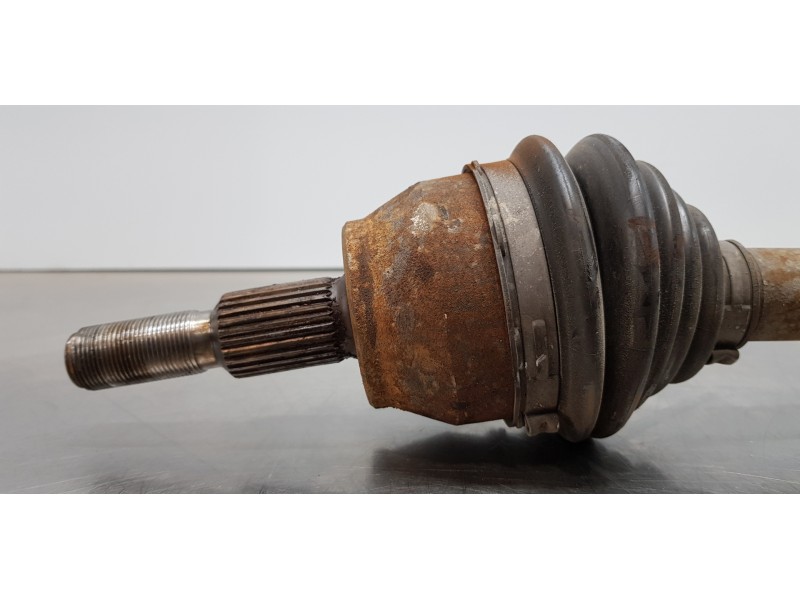 Recambio de transmision delantera izquierda para ford focus lim. (cb8) trend referencia OEM IAM 2007000 F1F63B437DA BV613B437UB