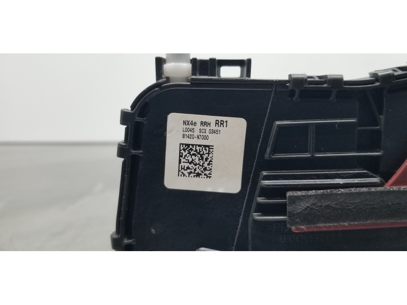 Recambio de cerradura puerta trasera derecha para hyundai tucson tecno sky referencia OEM IAM 81420N7000  