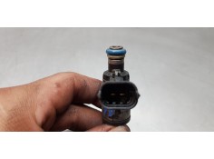 Recambio de inyector para kia sportage basic 2wd referencia OEM IAM 353102B110   2