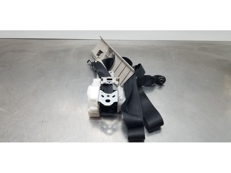 Recambio de cinturon seguridad delantero derecho para toyota rav 4 advance referencia OEM IAM 7321042351C0  