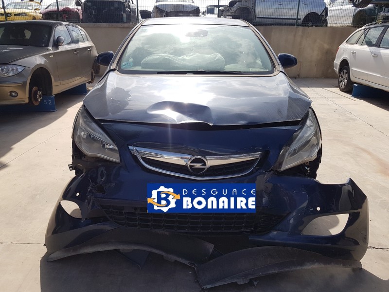 opel astra j lim. del año 2010