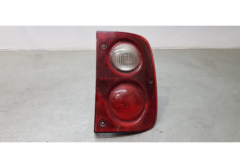 Recambio de piloto trasero derecho para land rover freelander (ln) 2.0 di hardback (72kw) referencia OEM IAM AMR4003  