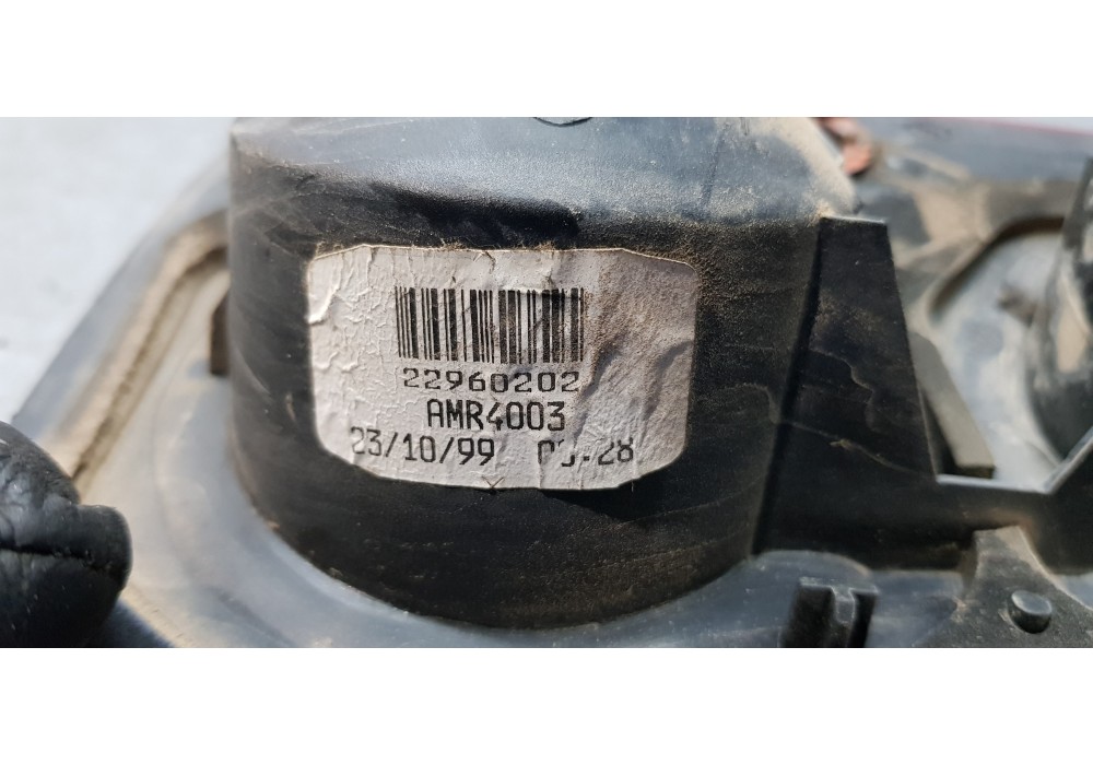 Recambio de piloto trasero derecho para land rover freelander (ln) 2.0 di hardback (72kw) referencia OEM IAM AMR4003   Recambio de piloto trasero derecho para land rover freelander (ln) 2.0 di hardback (72kw) referencia OEM IAM AMR4003