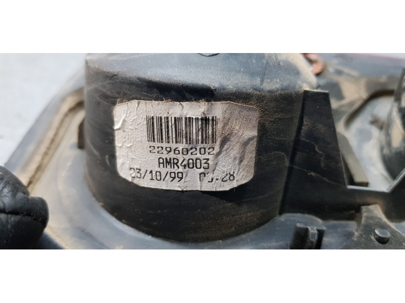 Recambio de piloto trasero derecho para land rover freelander (ln) 2.0 di hardback (72kw) referencia OEM IAM AMR4003   Recambio de piloto trasero derecho para land rover freelander (ln) 2.0 di hardback (72kw) referencia OEM IAM AMR4003