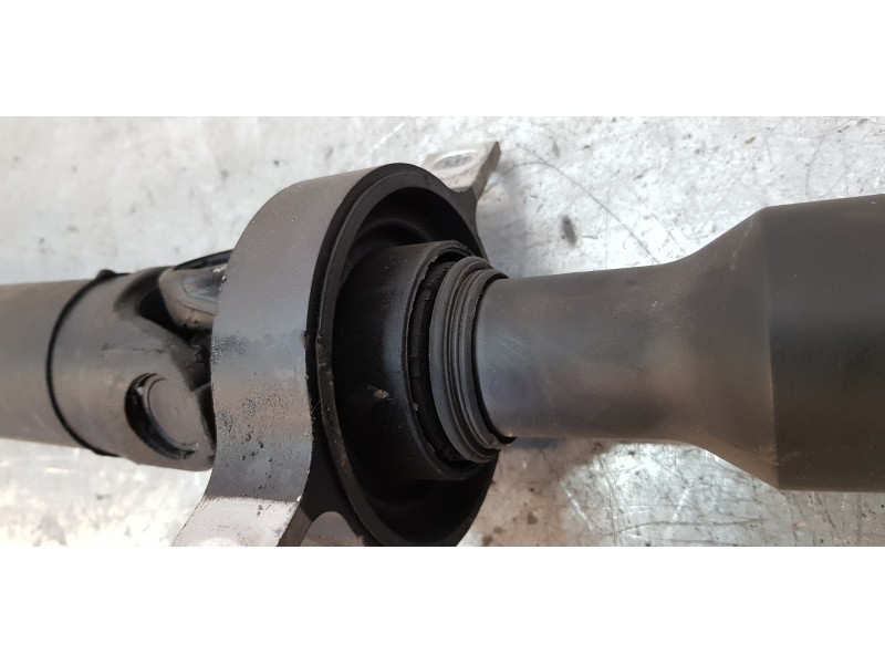 Recambio de transmision central para bmw serie 3 touring (f31) 318d referencia OEM IAM 26107600042  