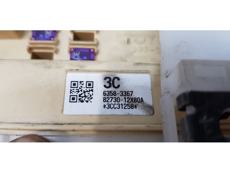 Recambio de caja reles / fusibles para toyota auris touring sports (e18) hybrid active referencia OEM IAM 8273012X80A   Recambio de caja reles / fusibles para toyota auris touring sports (e18) hybrid active referencia OEM IAM 8273012X80A