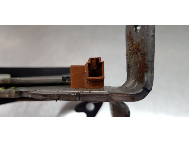 Recambio de palanca freno de mano para toyota yaris hybrid active referencia OEM IAM 462100D251D4  