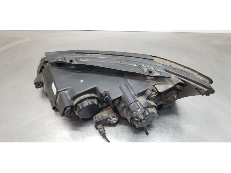 Recambio de faro derecho para hyundai sonata (nf) 2.0 crdi comfort i referencia OEM IAM 921023K020  