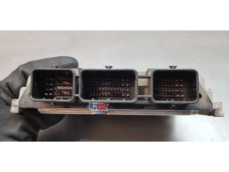 Recambio de centralita motor uce para citroen c4 berlina collection referencia OEM IAM 9656494480  