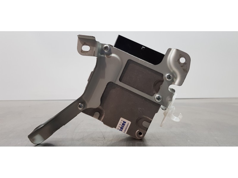 Recambio de modulo electronico para toyota yaris hybrid active referencia OEM IAM 896500D373  