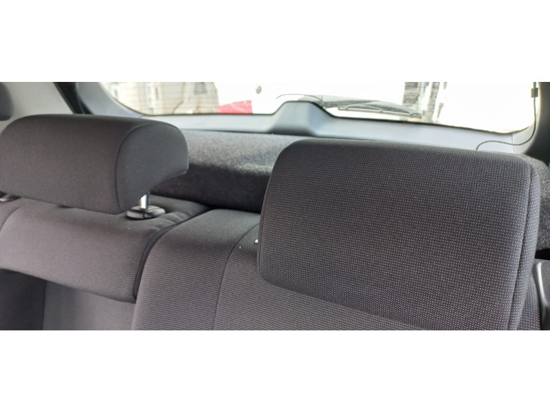 toyota auris del año 2016