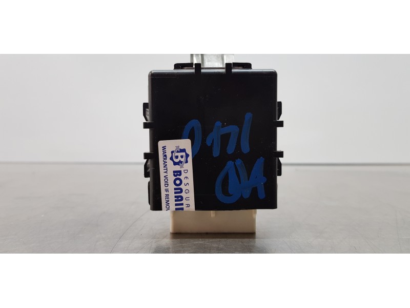 Recambio de modulo electronico para toyota yaris hybrid active referencia OEM IAM 859400D030  