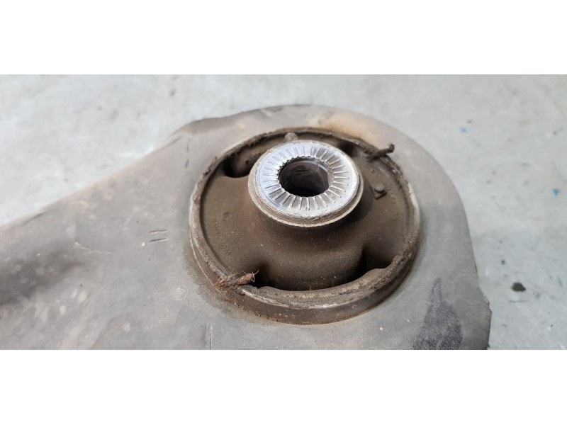 Recambio de brazo suspension inferior delantero izquierdo para seat leon (5f1) fr referencia OEM IAM 5Q0407151S   Recambio de brazo suspension inferior delantero izquierdo para seat leon (5f1) fr referencia OEM IAM 5Q0407151S