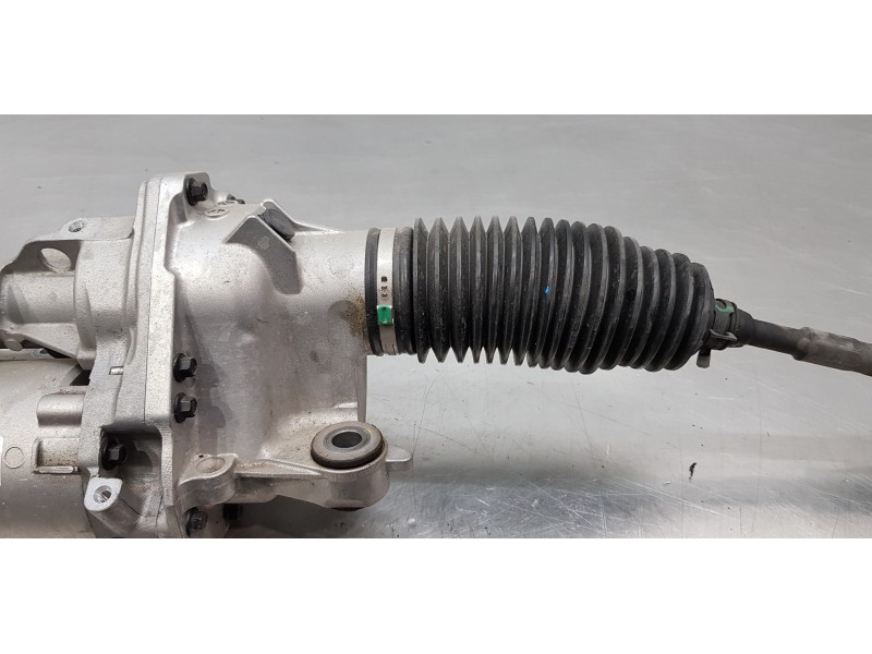 Recambio de cremallera direccion para hyundai tucson tecno sky referencia OEM IAM 57700R2000  