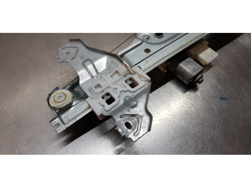 Recambio de elevalunas trasero derecho para nissan qashqai (j11) acenta referencia OEM IAM 82700HV00C   Recambio de elevalunas trasero derecho para nissan qashqai (j11) acenta referencia OEM IAM 82700HV00C