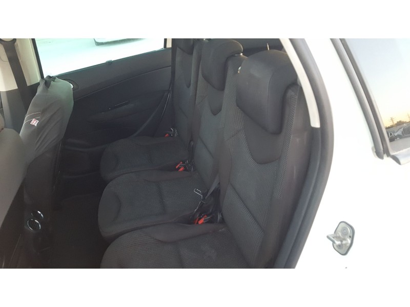 peugeot 308 sw del año 2013