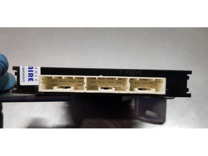 Recambio de modulo electronico para toyota yaris hybrid active referencia OEM IAM 899900D150  