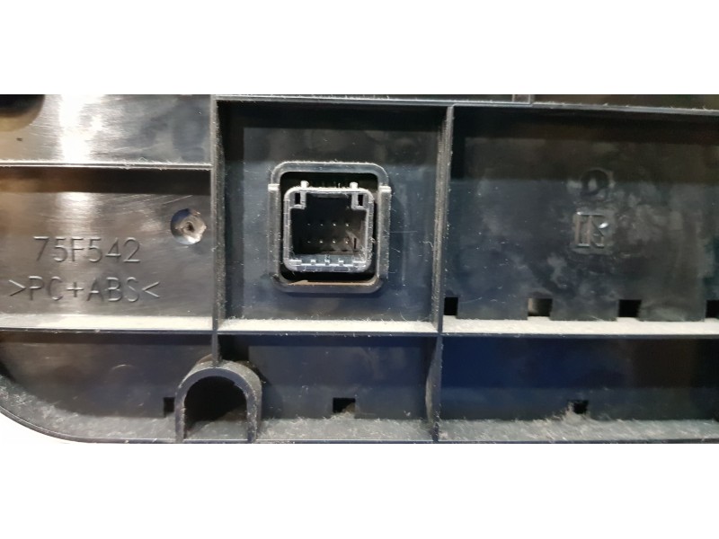 Recambio de mando climatizador para toyota auris touring sports (e18) hybrid active referencia OEM IAM 5590002460  