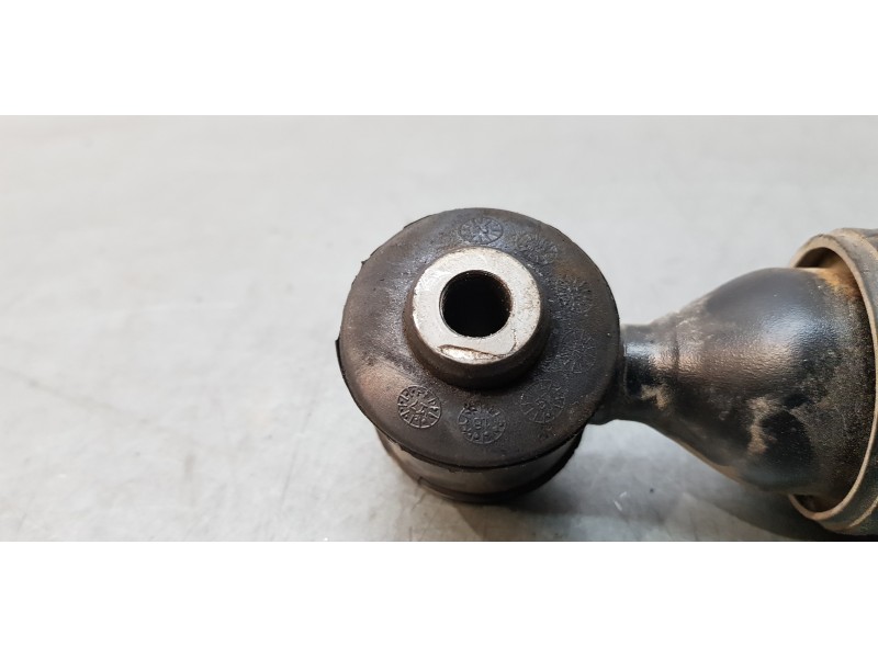 Recambio de amortiguador trasero derecho para citroen c4 cactus origins referencia OEM IAM 9820952980   Recambio de amortiguador trasero derecho para citroen c4 cactus origins referencia OEM IAM 9820952980