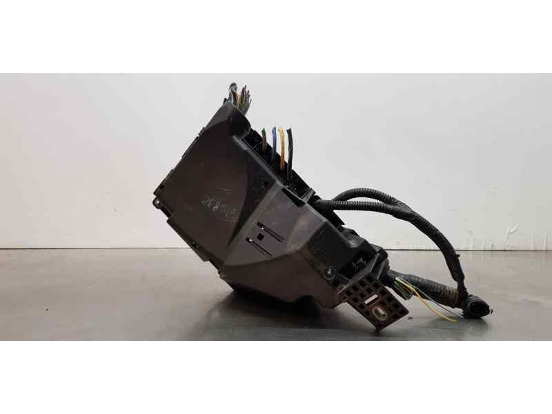 Recambio de caja reles / fusibles para ford mondeo ber. (ca2) trend referencia OEM IAM 6G9T14A076CA  