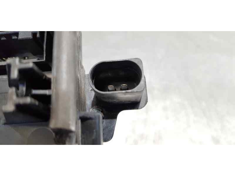 Recambio de cerradura puerta trasera izquierda para bmw serie 7 (e65/e66) 735i referencia OEM IAM 7012145  